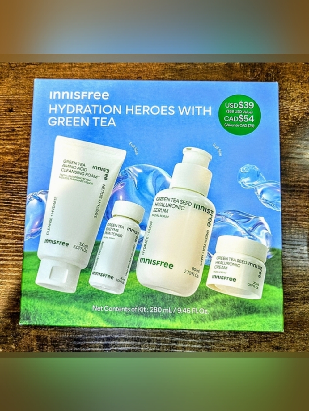 INNISFREE Hydration Heroes with Green Tea